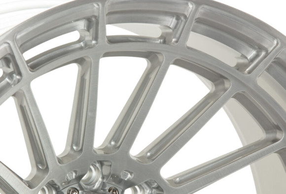 Диски Vossen LCX-01 22"  Диски Vossen LCX-01 22"