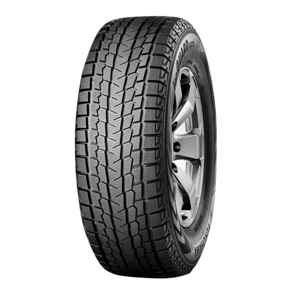 Шины Yokohama  235/55/18  Q 100 ICEGUARD STUDLESS G075   старше 3-х лет